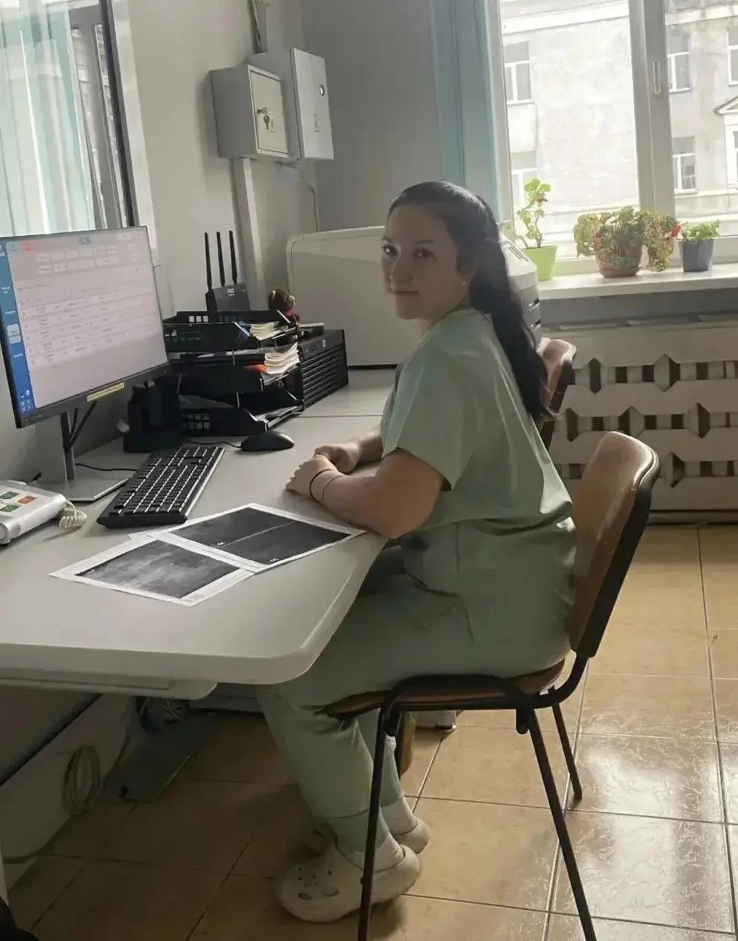 Вот это кадр! В Прокопьевскую городскую больницу трудоустроилась рентгенолаборант Юлия Васина